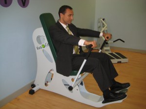 IMG_3967 Paulo Sena "testando" as máquinas do Vivafit Matosinhos